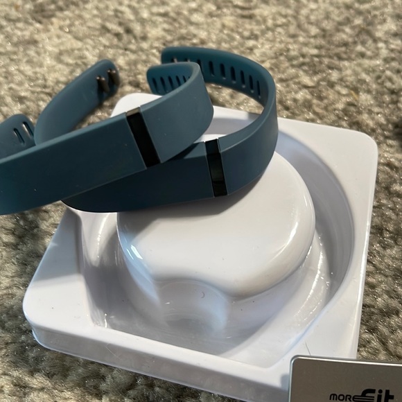 Morefit smart HRM bracelet Blue with extra band - Picture 4 of 6